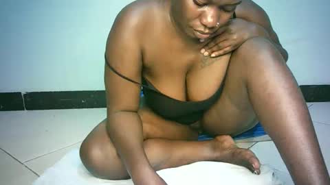 Snapshot of stacysweet69 chatting on May 2026 03:05:01 PM all yours online show from May 2026 03:05:01 PM