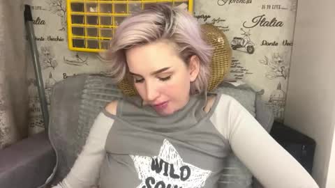 Emma online show from March 2026 09:11:01 PM