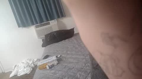 Straightupdownbad online show from February 2026 09:16:02 AM