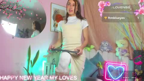 Snapshot of star_mor_ chatting on December 2024 10:12:01 PM  estrellita online show from December 2024 10:12:01 PM