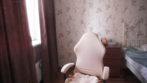 Snapshot of star_shopping chatting on May 2026 07:03:01 AM Alice online show from May 2026 07:03:01 AM