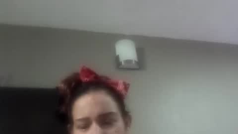 Snapshot of starburst361 chatting on November 2025 01:40:02 AM starburst361 online show from November 2025 01:40:02 AM