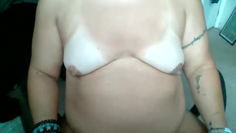 starella___saxxxton online show from September 2025 01:01:01 PM