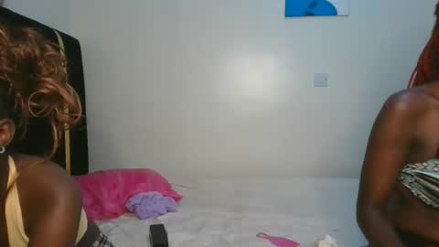 lia online show from February 2026 09:57:02 PM