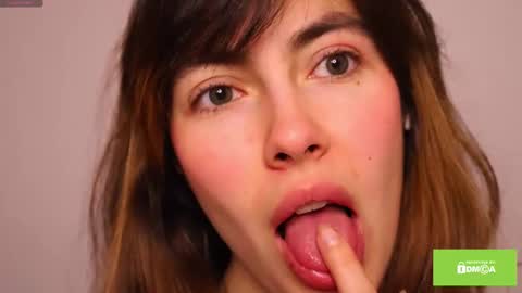 Nina online show from October 2025 02:30:01 AM