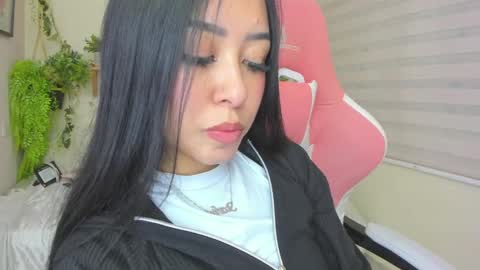 Snapshot of starlie_ chatting on March 2025 12:11:02 AM Alisson online show from March 2025 12:11:02 AM
