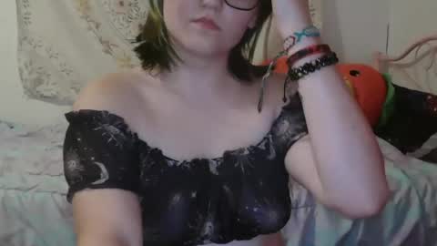 Snapshot of starthespacewhore chatting on June 2026 04:15:02 AM Lemon online show from June 2026 04:15:02 AM