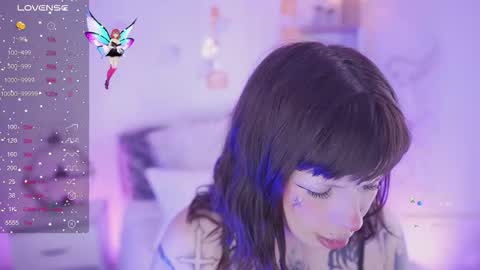 Yoko online show from October 2025 01:24:02 PM