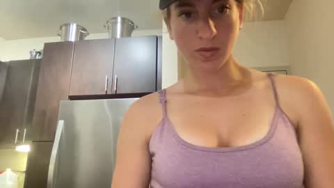 Snapshot of stassiethatsororitygirl chatting on February 2025 03:05:02 PM Stassiethatsororitygirl online show from February 2025 03:05:02 PM