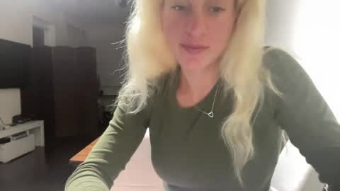 Snapshot of stassiethatsororitygirl chatting on September 2025 09:09:01 AM Stassiethatsororitygirl online show from September 2025 09:09:01 AM