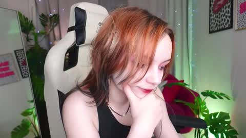 MONICA online show from October 2025 01:28:01 PM