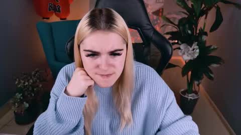 stef_nicks online show from September 2025 05:44:02 AM