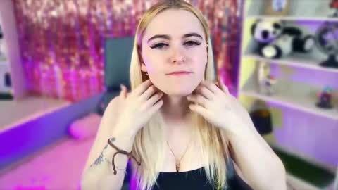 stef_nicks online show from March 2026 09:02:02 AM