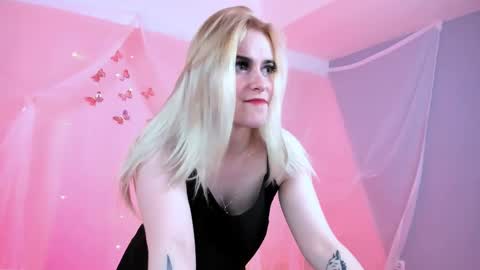 stef_nicks online show from May 2026 09:14:01 AM