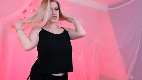 stef_nicks online show from May 2026 09:36:02 AM