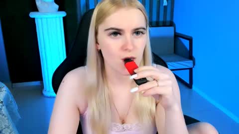 stef_nicks online show from May 2026 09:04:02 AM