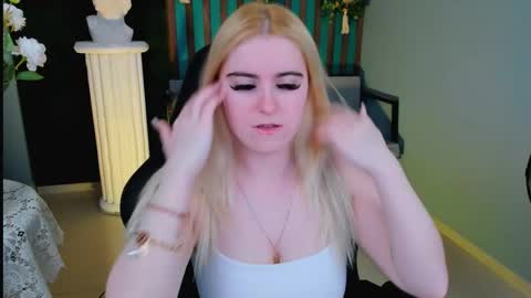 stef_nicks online show from May 2026 10:36:01 AM
