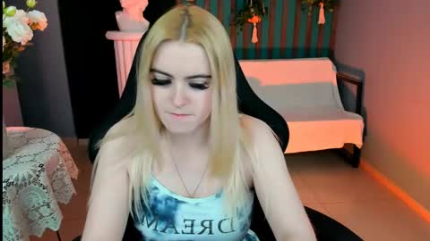 stef_nicks online show from May 2026 09:04:01 AM