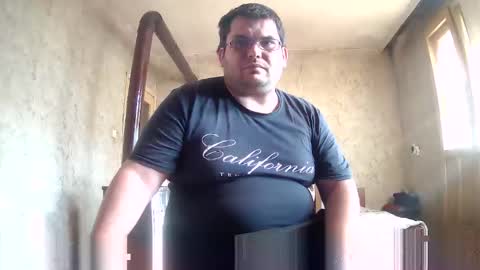 Snapshot of stefan90pt chatting on November 2025 12:07:01 PM Stefan online show from November 2025 12:07:01 PM