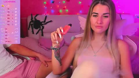 Hot girls online show from November 2025 07:43:01 AM