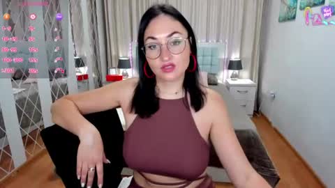 Snapshot of stefanawinter chatting on July 2026 11:06:01 AM StefanaWinter online show from July 2026 11:06:01 AM