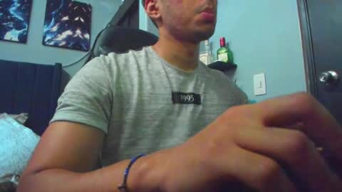 Snapshot of stefann_salvatore chatting on November 2025 06:41:01 PM Stefann Salvatore online show from November 2025 06:41:01 PM