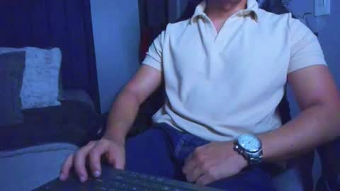 Snapshot of stefann_salvatore chatting on January 2026 01:11:02 AM Stefann Salvatore online show from January 2026 01:11:02 AM