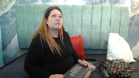 Stefanny online show from April 2026 12:18:01 PM