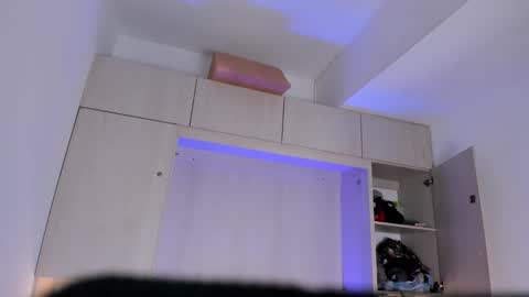 stefannyevans_ online show from September 2025 12:16:02 PM