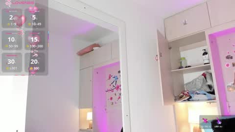 stefannyevans_ online show from November 2025 12:16:02 PM