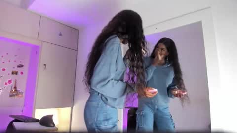 stefannyevans_ online show from February 2026 02:22:01 PM