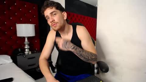 Snapshot of stefano_moretti chatting on May 2026 05:34:01 AM S T E F A N O online show from May 2026 05:34:01 AM