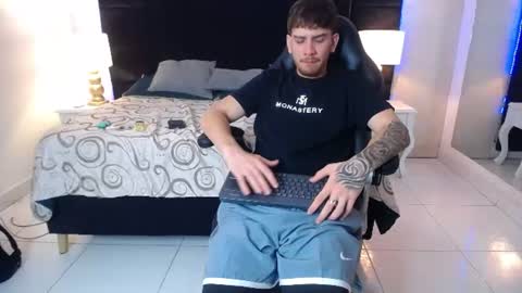 Snapshot of stefano_moretti chatting on June 2026 04:55:01 AM S T E F A N O online show from June 2026 04:55:01 AM