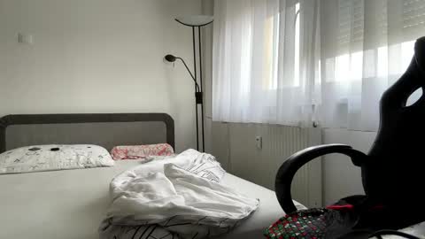 Snapshot of stefanomorelli chatting on October 2025 08:48:02 AM stefanomorelli online show from October 2025 08:48:02 AM