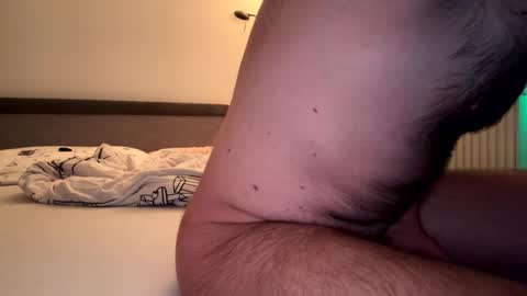 Snapshot of stefanomorelli chatting on November 2025 09:35:01 PM stefanomorelli online show from November 2025 09:35:01 PM