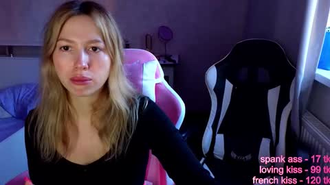 stefany_and_bettany online show from November 2025 10:45:02 AM