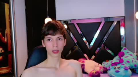 stefany piink online show from June 2026 12:31:02 PM