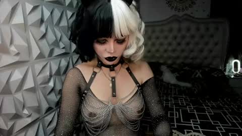 Jane online show from April 2026 07:23:02 AM