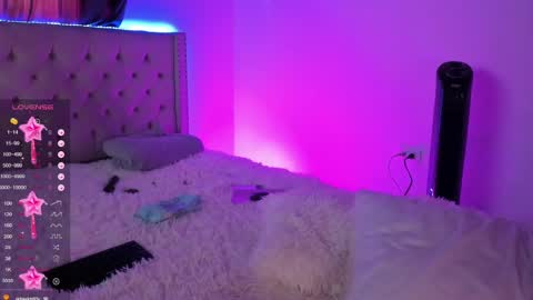 Snapshot of steffany_lopez_ chatting on February 2025 06:37:01 PM steffany_lopez_ online show from February 2025 06:37:01 PM