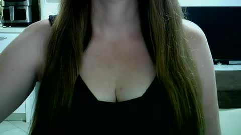 Snapshot of stefffa8009 chatting on August 2026 10:19:01 PM stefffa8009 online show from August 2026 10:19:01 PM
