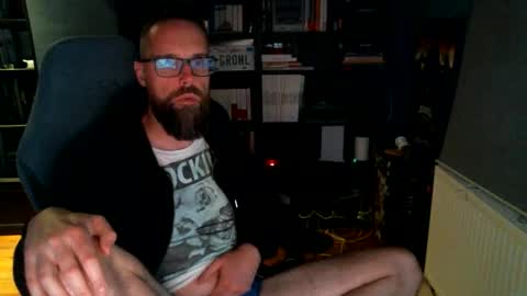 MeStef online show from June 2026 09:42:01 PM