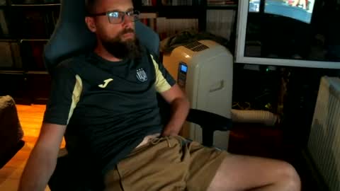 MeStef online show from July 2026 08:14:01 PM