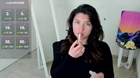 Steffi online show from October 2025 07:25:02 PM