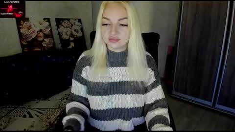 Stella  Cox online show from October 2025 05:06:01 AM