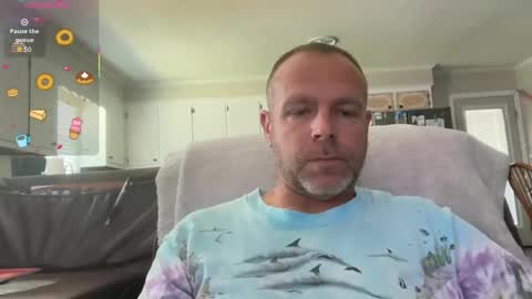 Snapshot of stella_and_mojo chatting on March 2026 08:30:02 PM Stella and Mojo online show from March 2026 08:30:02 PM