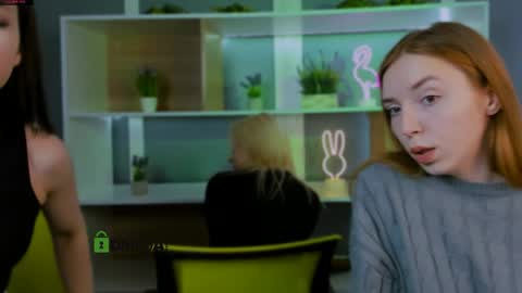 stella_flower online show from March 2026 12:31:02 PM