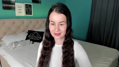 stella online show from September 2025 02:04:02 AM