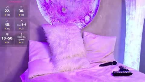 S T E L L A online show from October 2025 11:26:02 PM