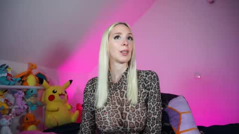 StellaCinderella online show from October 2025 01:23:02 PM