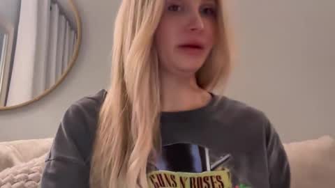 Snapshot of stellacummings chatting on February 2026 06:42:01 AM Stella Bella online show from February 2026 06:42:01 AM